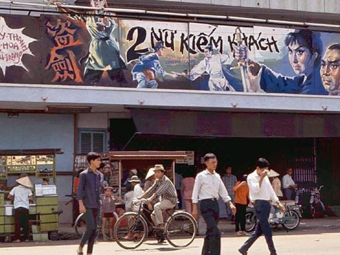 Không khí rạp chiếu và điện ảnh Việt Nam một thời