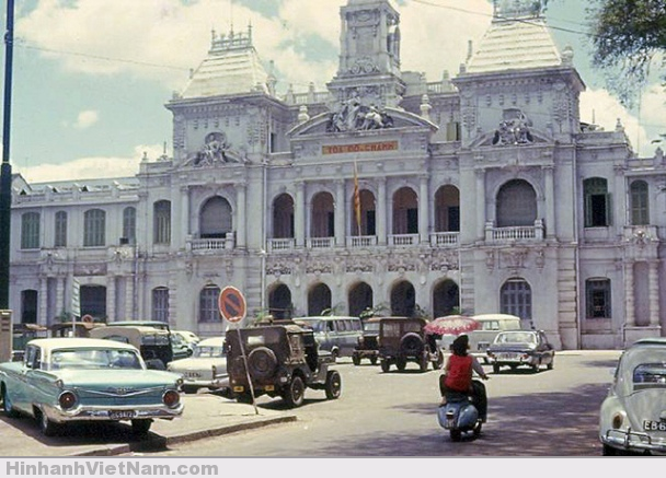 Những bức ảnh đường phố Sài Gòn xưa trước năm 1975 kể gì về một đô thị đã mất 3 City Hall – Tòa Đô Chánh Sài Gòn trước 1975