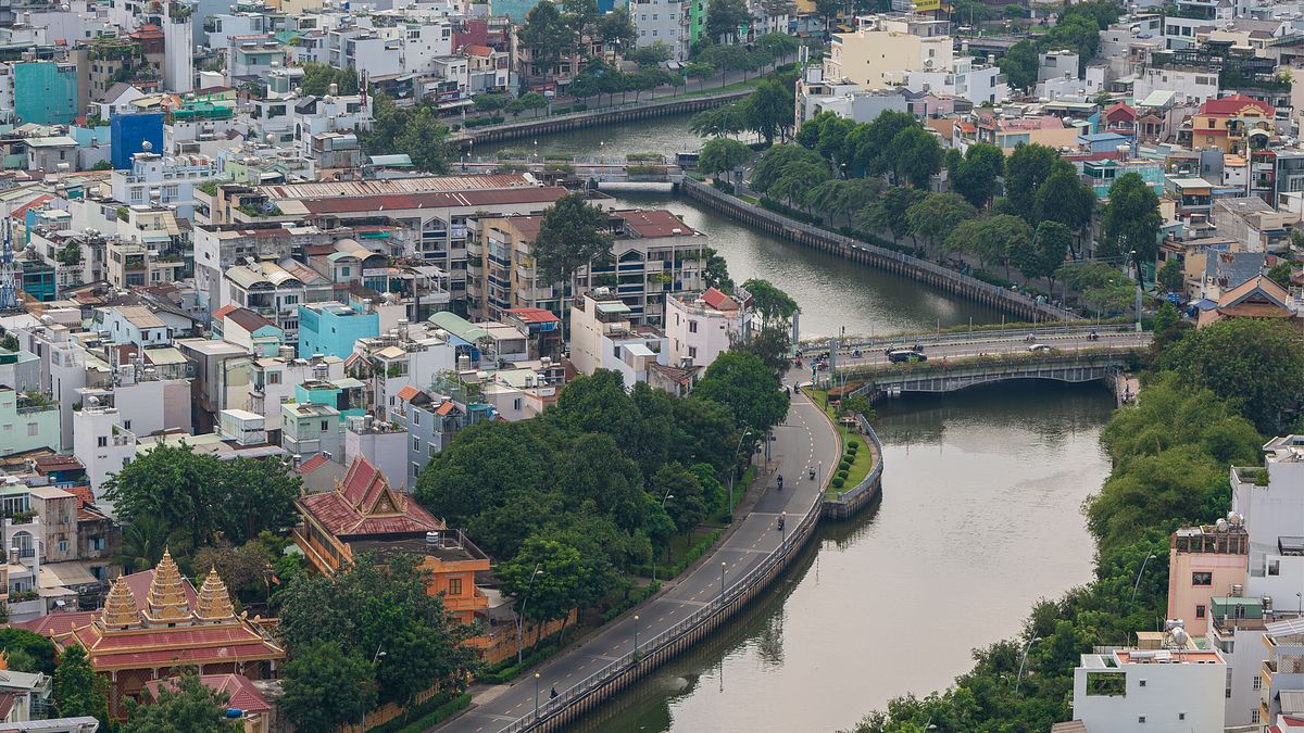 Những bức ảnh đường phố Sài Gòn xưa trước năm 1975 kể gì về một đô thị đã mất 29 Nhiêu Lộc Sài Gòn trước 1975 đời sống ven kênh