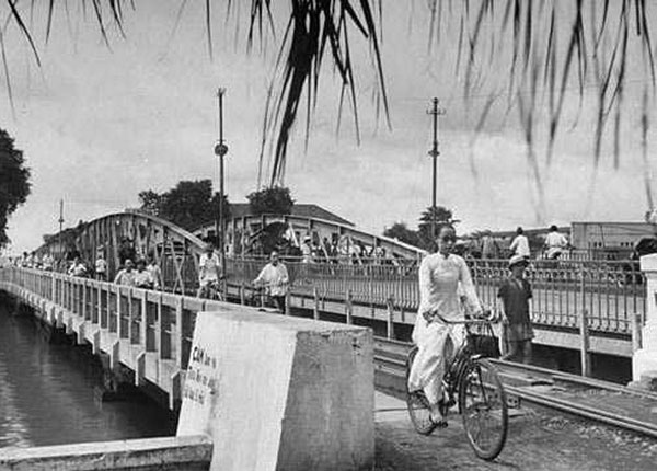 Những bức ảnh đường phố Sài Gòn xưa trước năm 1975 kể gì về một đô thị đã mất 28 top70s.com nhung buc anh duong pho sai gon xua truoc nam 1975 ke gi ve mot do thi da mat 18