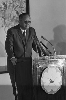 Dương Văn Minh và những ngày cuối tháng 4.1975 trước giờ Sài Gòn đổi chủ 2 Dương Văn Minh trong thời điểm nhậm chức Tổng thống VNCH cuối tháng 4 năm 1975