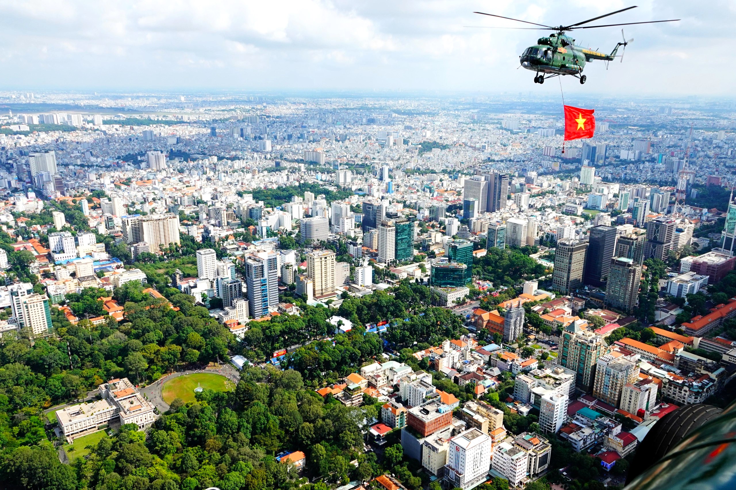 Dương Văn Minh sau 1975: người đọc tuyên bố đầu hàng và khoảng lặng cuối đời 13 Dương Văn Minh trong ký ức ngày cuối tháng tư 1975