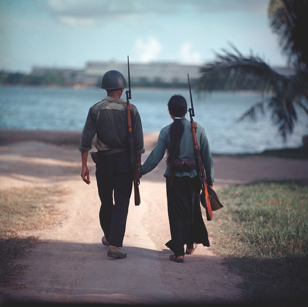 Nhạc vàng trước 1975: tiếng hát miền Nam giữa chiến tranh và đời thường 4 Đường phố Việt Nam trong thời chiến
