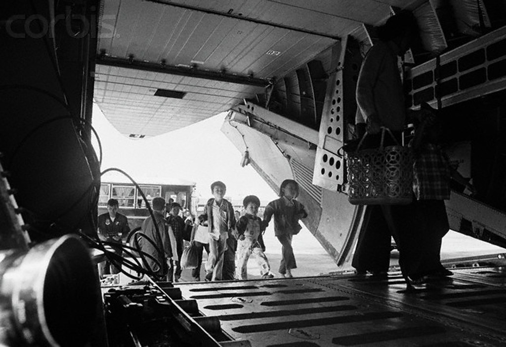 Tân Sơn Nhất trước 1975: cửa ngõ Sài Gòn giữa đường bay và chiến sự 6 Sân đỗ Tân Sơn Nhất tháng 4 năm 1975