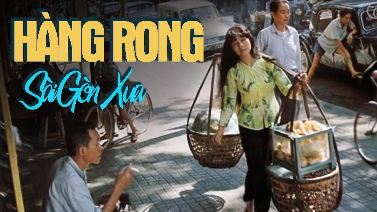 Từ tiếng rao tinh mơ đến chuyến xe cuối: một ngày mưu sinh ở Sài Gòn xưa 1 Gánh hàng rong trên phố Sài Gòn xưa